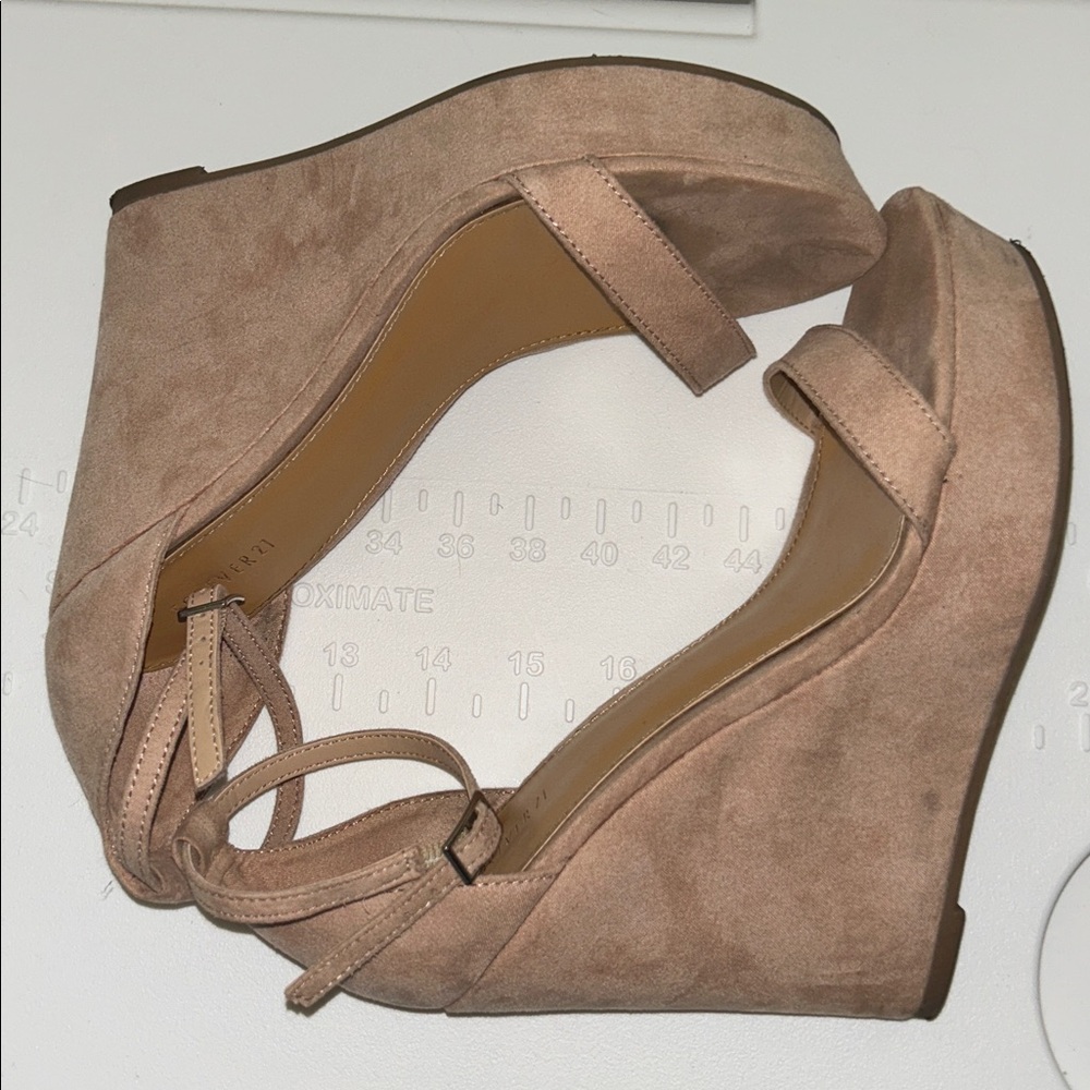 Forever 21 Suede Nude Wedges, Size 7.5